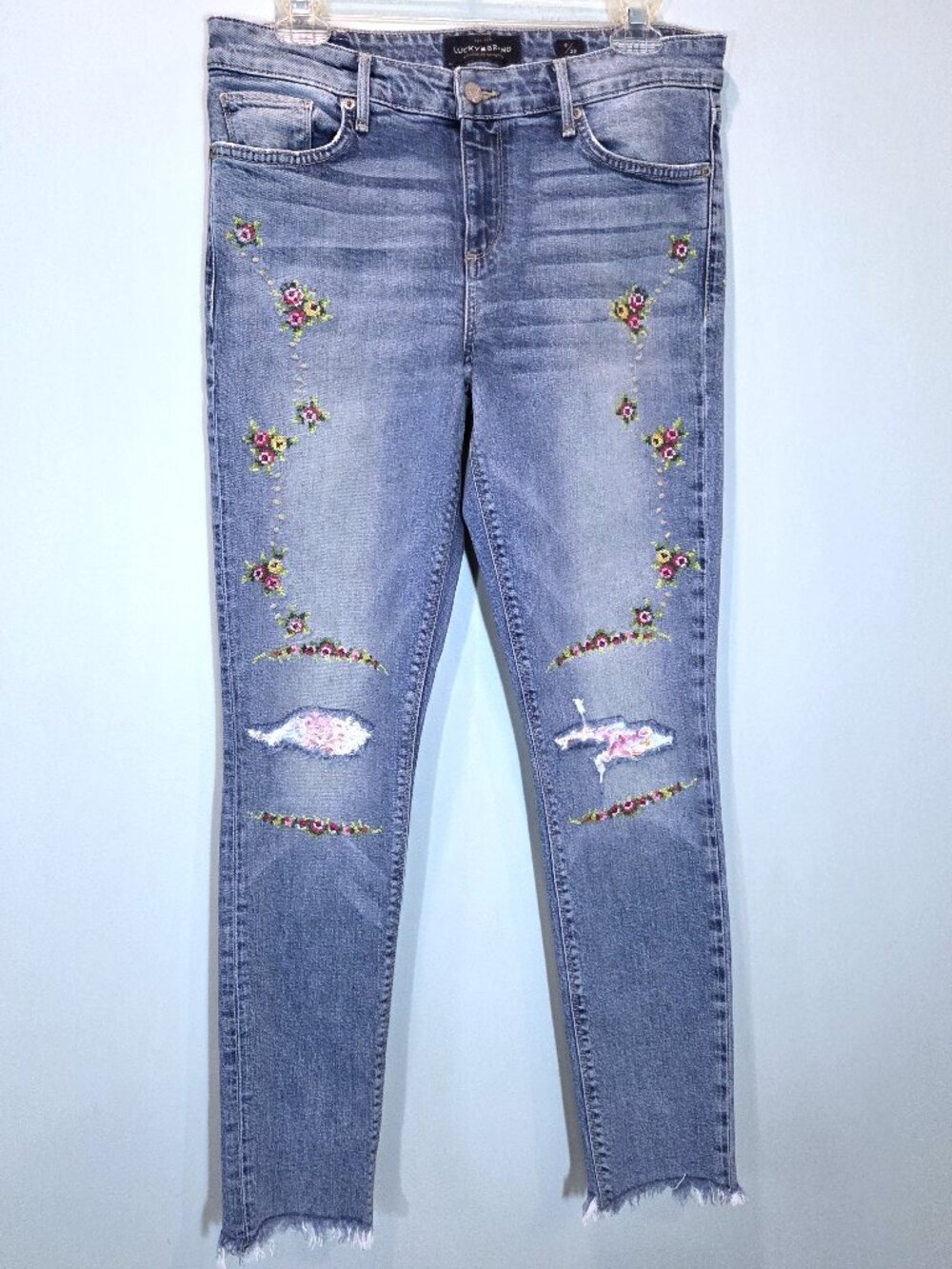 Lucky Embroidered Distressed Raw Hem Straight Leg Jeans Size 28